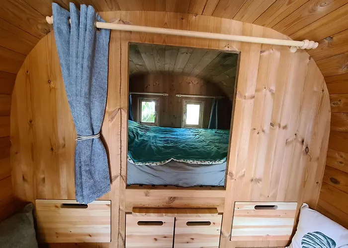 Holzfass Entspannung Pur Mit Schoenstem Bergblick 2 Appartement *